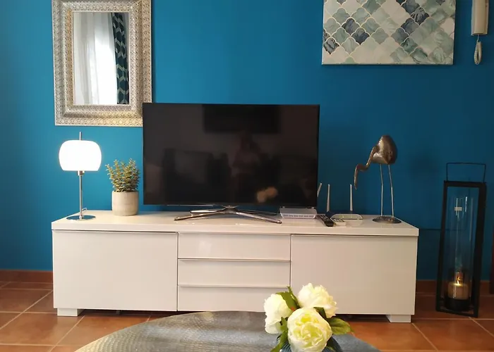 C/piscina Centro * Нерха