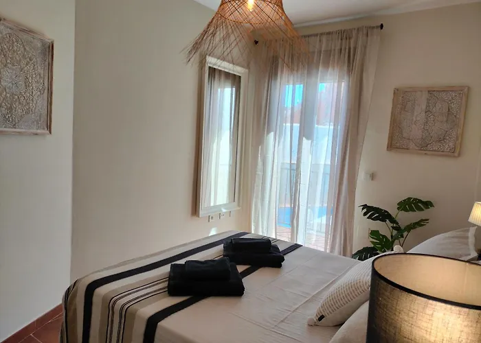 C/piscina Centro Апартаменты Нерха