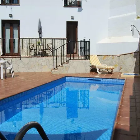 C/piscina Centro 아파트 네르하